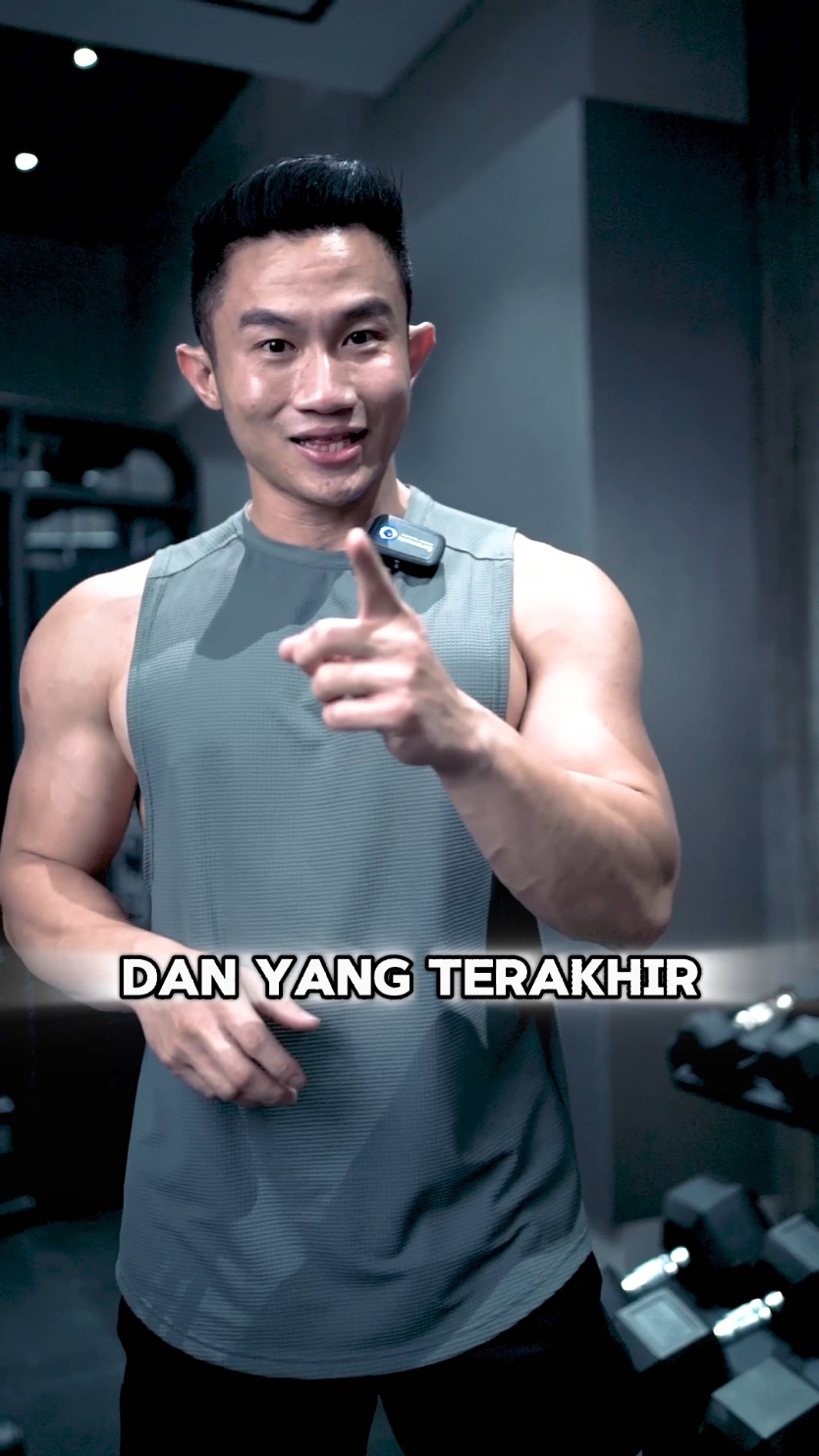 Mau punya perut kayak roti sobek? Ini tipsnya! 💪 Konsisten latihan, jaga pola makan, dan jangan lupa istirahat yang cukup. Yuk, mulai sekarang dan rasakan  perubahannya!  #Whittaker #FitnessGoals #AbsWorkout #RotiSobekAbs #HealthyLifestyle #WorkoutRoutine #FitnessJourney #GymMotivation #AbsTraining #SixPackGoals #HealthyEating #StayFit #BodyGoals #FitnessTips #WorkoutMotivation #GetFit 