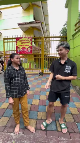 Kencan Pertama Paling Keren #sosisrotisatset 