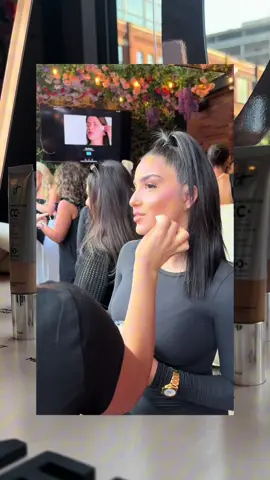 When @IT Cosmetics comes to Chicago🥂🌸☺️  Thank you again to the It Cosmetics Team for having me yesterday! The event was absolutely beautiful💐#itcosmetics #recap #event #makeup #chicago 