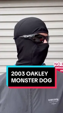 2003 Oakley Monster Dog Sunglasses #oakley #y2kfashion 