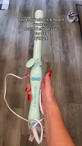 Grab the beachwaver while still on sale #beachwaver 