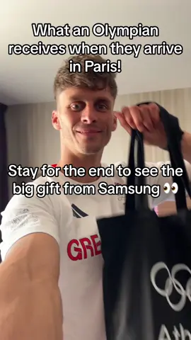 Throwback to the 00s with the flip phone! #paris2024 #olympian #olympics #samsung #phone 