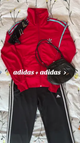 Combining my adidas thrifts will forever be one of my fav (and most comfy) outfits!! #fashion #vintage #thrifted #amsterdam #amsterdamcity #style #adidas #fyp #styleinspo #styletips 