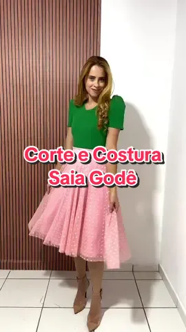 Nos videos abaixo tem a modelagem dessa saia e hoje trago a costura dela 😍🥰 Saia gode e amada por todos e muito facil de fazer, se ficou alguma duvida deixa nos comentários que estarei tirando 🫶🏼 #modelagem #corteecostura #corteecosturaparainiciantes #corteecostura✂️ #saiagodê #saiarodada #saia #modelagemderoupa 