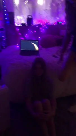 @lillyy😽 @𝓪𝓶𝓮𝓵𝓲𝓪🙉 