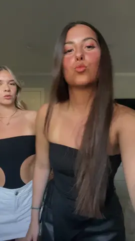 😼😼