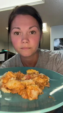 Thank you for this recipe @cayleyxo. Its so easy and so delicious!! #dinner #Recipe #DinnerIdeas #dinnerrecipe #EasyRecipe #easydinner 