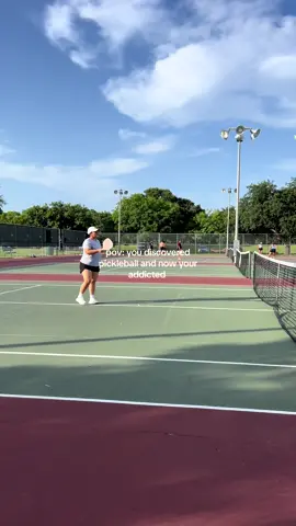 Dont knock it till you try it! Shout out to my sister for making me go play at the beginning of the summer now im hooked! And on top of that it’s the best workout! 🏓 #pickleball #Lifestyle #fypage #pickleballislife #Outdoors #fypp #newhobby 