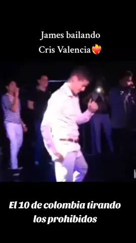 James bailando la nueva cancion de cris valencia #wescolt #crisvalencia #jamesrodriguez #el10 #seleccioncolombia #trendviral #karinaaespa #fyppppppppppppppppppppppp 