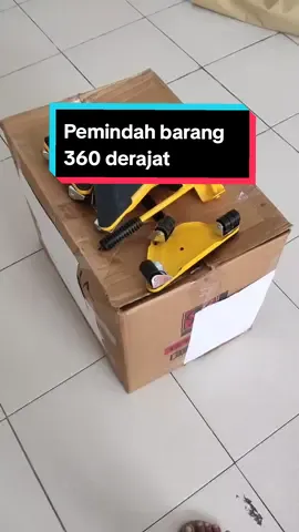Ini bisa di putar 360 derajat dan roda lebih lancar sangat mudah memindahkan barang barang furniture atau rumah tangga 😊 #pemindahbarang #alatrumahtangga #furniture 