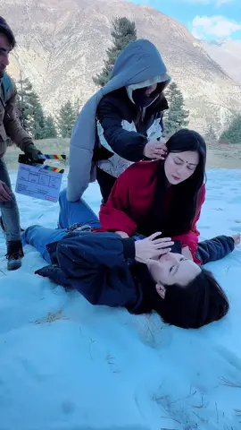 Garo xa shooting garna pani hami lai_😀😀🤣#behindthescenes 🙏🥰#lovesong #filmkhusma #upasanasinghthakuri #dhirajmagar #blackboy🐅 