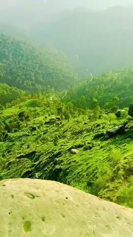 Kis ki awaz ha#1M #fyp #viral #narar #deartictokteamgrormyaccount #panjpeerrocks #foryou #pathwari_shair🚩👑 