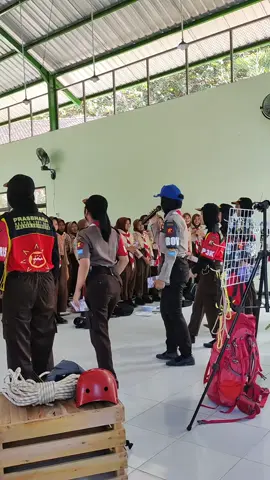 perolehan SEMENTARA anggota baru saka bhayangkara polsek sudimoro angkatan 15  1.SMK N 1 SUDIMORO=81 2.SMK ma'arif=45 3.SMK N NGADIROJO=rahasia 4.SMA N 1 NGADIROJO=rahasia 5.SMA 1 PANGGUL=rahasia Yang belum gabung segera join yaa di karenakan sebentar lagi mau PAB dan pastinya pendaftaran akan di tutup,, siing elling yaaa riiiiit... 
