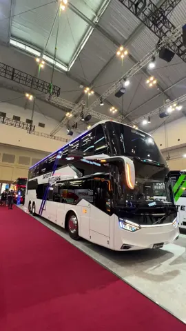 Quick Review New Legacy SR3 Double Decker Neo Ultimate Edition karoseri Laksana di GIIAS 2024 #giias2024 #giias #laksana #bus #sleeperbus #doubledecker #fyp #fypシ #fypシ゚viral 