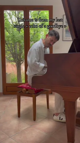 Did you see the guest in the video ? 🐱  #piano #foryou #pianosession #livemusic #echo 