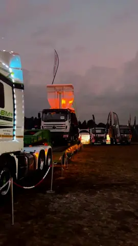 Shongweni Motor Show #southafricantrucks #SATrucks #MANTrucks #trucksoftiktok #tiktoksa #truckerslife #truckerslove #truckerssa #trucklife #southafricantiktok #lowbed #cartage #construction #earthworks #durban #VIP #typ #VIP #hillcrest #shongweni #truckshow #trucklifestyle