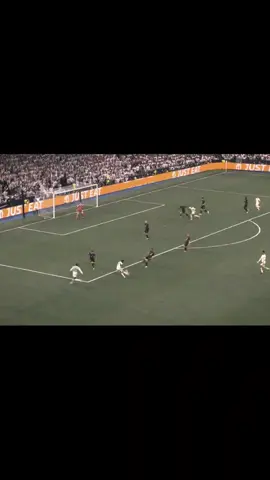Joselu.... 💔💔 . . . . . fyp #foryoupage #tiktokchallenge #duet #trending #comedy #savagechallenge #tiktoktrend #levelup #featureme #tiktokfamous #repost #viralvideos #viralpost #video #foryou #slowmo #new #funnyvideos #football #realmadrid #joselu #spain #euro #comeback #championsleague 