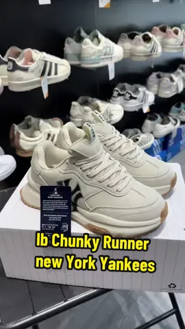 Mlb Chunky Runner new York Yankees trắng kem#xuhuongtiktok #xuhuong ##giàythểthao #xuhuongtiktok 