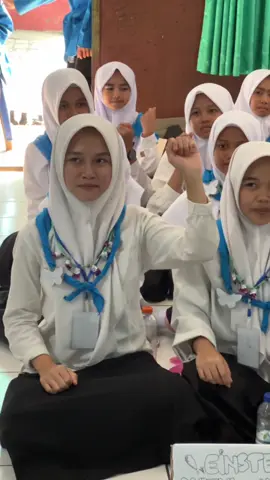 Pesona Santri Baru Al Mutawally😁 #santriwati #santriwatiindonesia #santriwaticantik #santriwatiidaman #santriwatikeren #lensapesantren #pesantrenterpadualmutawlly #kmapictures #ceritasantriputri #fyp 