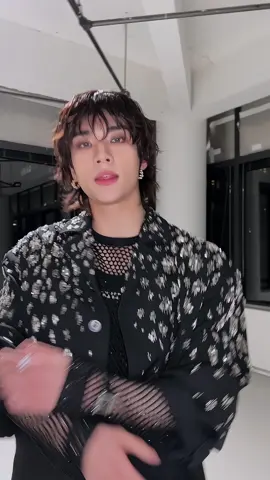 ヒョンジンのダンス好きすぎて一生見ていたい😭 カッコイイ❣️ #StrayKids #스트레이키즈 #ATE #ChkChkBoom #StrayKidsComeback #YouMakeStrayKidsStay #Hyunjin #현진 