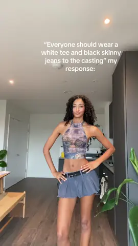 The black skinny jeans need to be stopped #models #modellingcasting #runwaymodels 