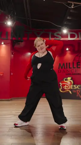 RED❤️‍🔥 choreo @Kelly Sweeney #fyp #breakingthestereotype 