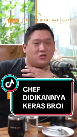 CHEF DIDIKANNYA KERAS? #423 CHEF BONGKAR RAHASIA DAPUR TONTON SEKARANG!!! Dengarkan selengkapnya di @rayjansonradio di Youtube, Spotify, Apple Podcast🎧 #rayjansonradio #fnbpodcast #indonesia  #cheflife #chefpodcast #fyp #satuindonesiarasa 