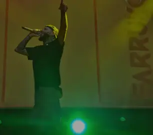 Como loco obsesionado farruko#viral#obsesionado#farruko#viralvideo#letras#indirecta#spotify#xyzbca 