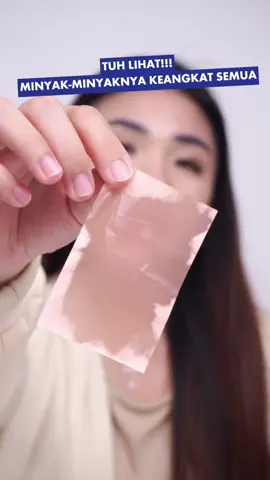 Kalo aktivitas seharian kayak gini juga gak sih beauties??? Bawa ini kemana lo pergi dan taruh di tas lo. Kecil tapi manfaatnya... dan btw ini wangi kertas minyaknya. Gas borong sekarang di keranjang kuning #cleanandclear #fyp #viralbeauty #fypdongggggggg #DailyRoutine #skincare #kertasminyak #paketbundling #diskonprodukfavorit #diskontiktokshop #bundle #skincaretiktok #myroutine #diskonancheck #rekomendasiskincare #oilcontrol #reseptiktok #tipsandtricks #tips 