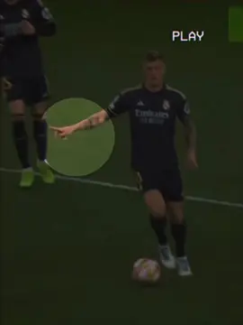 Kroos or Debruyn?  #kroos #debruyne #mancity #real #assist 