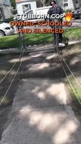 Cop owned schooled and dimissed by guy legally refusing to ID #cops #police #copsoftiktok #policeofficer 