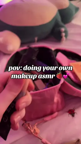 Wait.. am i you? 👀 #lofiasmr #asmrsounds #makeupasmr #makeuproleplay #roleplayasmr #asmrpersonalattention #personalattentionasmr #skincareasmr #layeredsoundsasmr #asmrtapping #asmrscratching #notalkingasmr #asmrtiktok #tappingyourface 