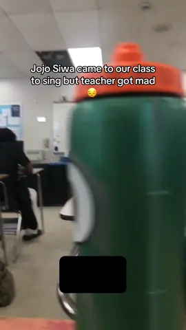 Jojo siwa got pressed by a teacher 😟#viral #fyp #fypシ #trend #famous #trending 