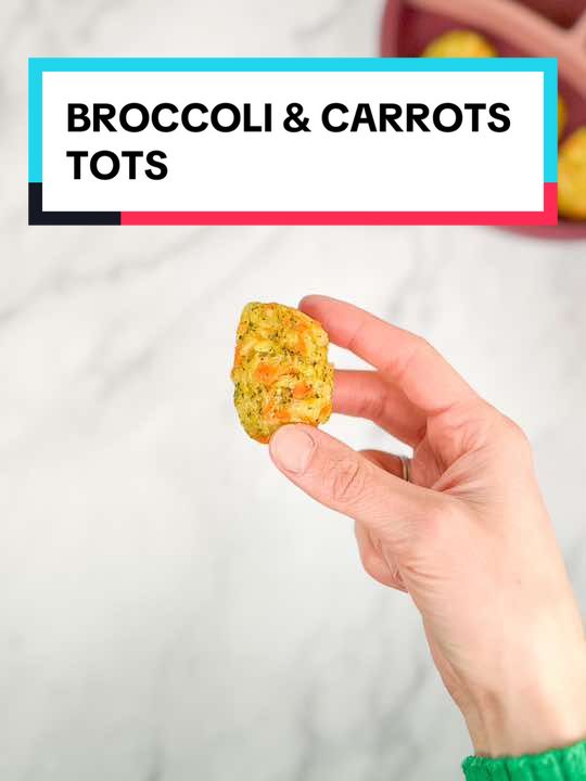BROCCOLI & CARROTS TOTS! egg free Ingredients • 250g (1 3/4 US cups) potatoes, steamed or boiled • 100g (1 1/2 US cups) broccoli florets, steamed or boiled • 100g (1 carrot) carrots, steamed or boiled • 30g (1/4 US cup) Parmesan or cheddar cheese, grated Method 1. Boil or steam your broccoli, potatoes, and carrots until soft (check with a fork). 2. Preheat oven to 180°C (350°F) and line a baking tray with baking paper. 3. Place cooked broccoli, carrots, and potatoes in a bowl and mash them with a fork or potato masher. 4. Add the cheese, season with salt and pepper if desired, then mix well to combine. 5. Scoop a heaped tablespoon of the mixture and form it into a tot. 6. Place your tots on the prepared tray. 7. Bake for 20-25 minutes, until golden. 8. Let them cool before serving. 9. Buon appetito! 😋 👶🏻 Suitable from 6+ months ❄️ Store in the fridge in an airtight container for a couple of days, or freeze for up to 3 months. To defrost, transfer the tots to the fridge overnight and reheat in the oven or use the defrost function on your microwave. #blw #babyledweaning #babyfood #kidsfood #toddlerfood #kidsrecipes #babyrecipes #toddlerrecipes #blwideas #blwlunch #blwdinner #blwsnacks #autosvezzamento #svezzamento #ricetteperbambini #tots #broccoli #carros #carrots #vegetable #weaningbaby #weaningrecipes #weaning6months #weaning #toddlerlunch #kidslunch #toddlerdinner #kidsdinner #kidssnacks #fingerfood