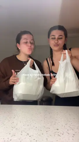 Plate up our takeaway with us😋❤️‍🔥 @Hannah ♡ we tried the Kaya Grill & Meze in Biggin hill and it was lovelyyyy #fyp #eatwithus #plateuptakeaway #trending #kebabs 