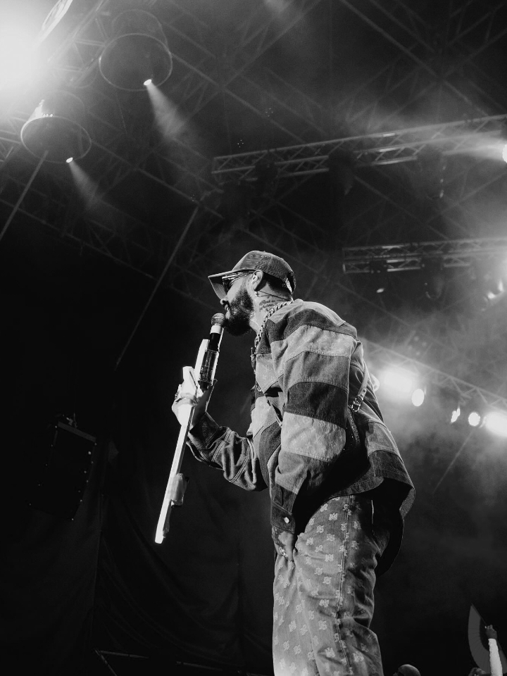 porque tú eres solo mía y él lo tiene que entender...👹 . . . #milanolatinfestival #anuelaa #parati #foryou #anuel_2blea #eldiosdeltrap #rhlm #viral #anuel #milan #italia #ellayyo 