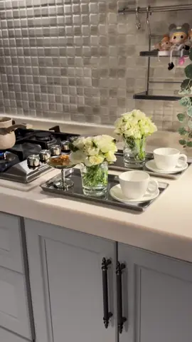 تنسيق قهوة اليوم🤍🤍#اكسبلورexplore #explore #تقديمات #your_coffee #ورد #تنسيقات #capcut #الشعب_الصيني_ماله_حل😂😂 #explore 