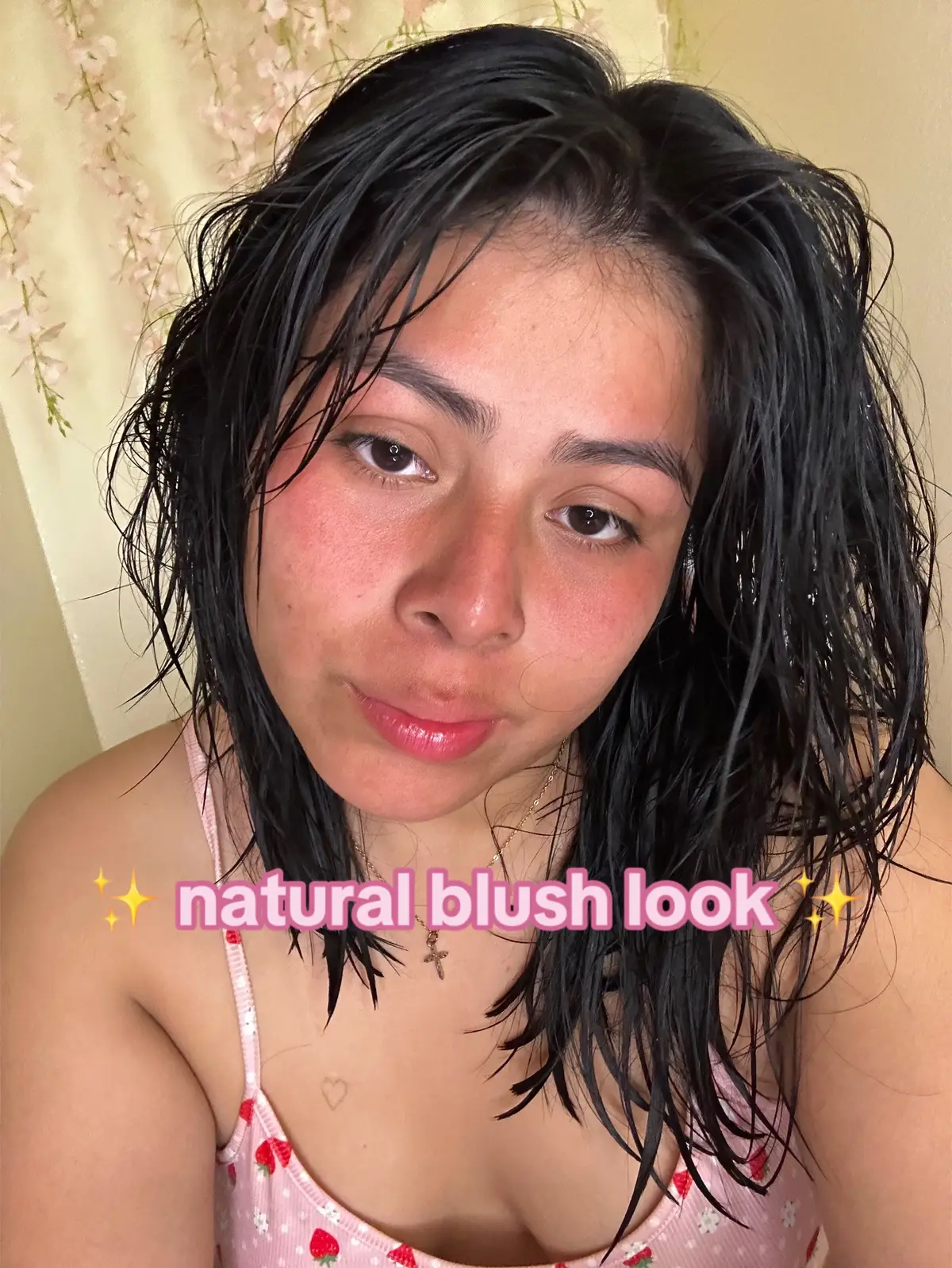 Idefinitely need to invenst in a better sunscreen… any recommendations besties? 🩷✨ #sunburn #sunburnt #naturalmakeup #makeuplook #beachvibes #beachday #sunscreen #recommendations #makeuptips #ugccommunity #latinainfluencer #microinfluencer #contentcreator #latinacontentcreator  #fypシ゚viral🖤video 