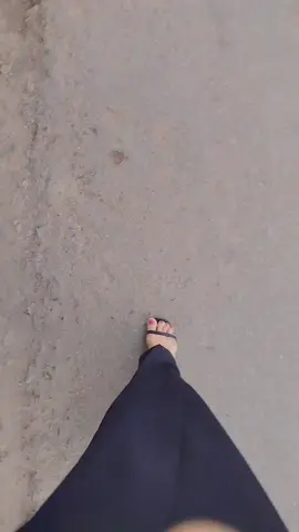 #ဖိနပ်ဆိုဒ်က၃၆နော် 🤣🤣#artiktok🇲🇲🇲🇲 #may #myanm #foryourpage #tiktok #views #fypシ 