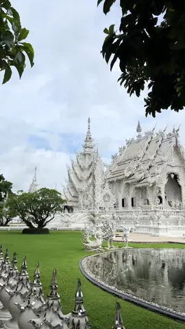 White Temple | Wat Rong Khun  Chaing Rai, Thailand #whitetemple #watrongkhun #chaingrai #thailand 