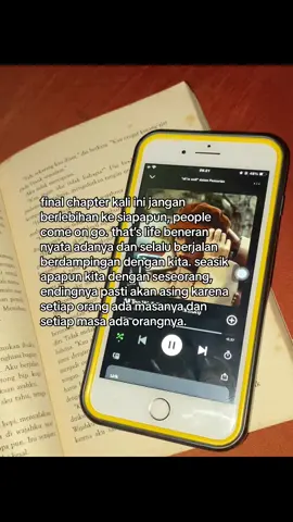 ngerti kan? #peoplecomeandgo #justforyou #haha #lebih #thatslife #ending #pasti #asing #setiap #orang #ada #masa #setiap #masa #ada #orang #ruangsad #sadstory #foryouuuuu 