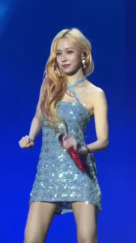 #에스파 #김민정 #aespa #winter #aespathirsty #aespadrama #aespathirstydance  #aespawinter #thirsty  #blackmamba  #koreangroup #spicy  #dramawinter  #winterdance #thirsty  #winterspicy  #winterfancam #fancam  #aespaofficial #bluedress #miniskrit #金旼炡 #金旼炡winter 