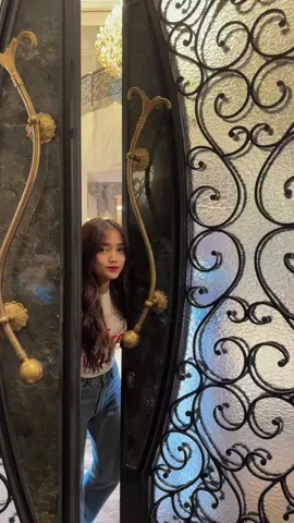 Masyaallah, kita sholawatin dulu yuk suatu saat bisa punya rumah beginii, @dr Reza Gladys 