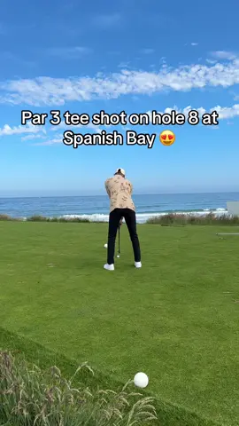 This tee shot at Spanish Bay is so nice. Right on the beach 😍 #golf #golfer #golflife #studentsgolf #spanishbay #pebblebeachresorts #mypebblebeach #golftok #fyp 