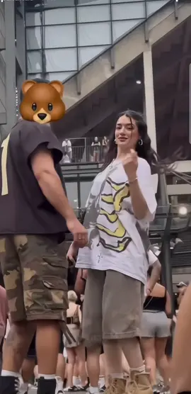 guess who this person 😉🥰 #viralsound #dancechallenge #dancetutorial #foryou 