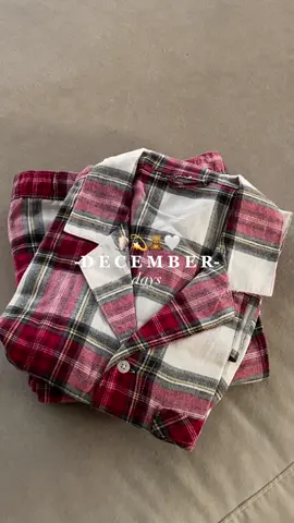 cozy december days ❤️ #christmasfyp #christmastiktok #christmascountdown #christmastree #wintervibes #christmasaesthetic #christmasvlog #Vlogmas #christmas 