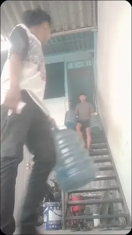 galon core😭🤣 #real  #kuli  #bantingtulang 