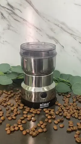 Moedor de grãos de café. Café fresquinho moído na hora ☕