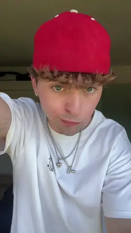 my friends write some good shhh @LBJ #lebonjams #candyeyes 