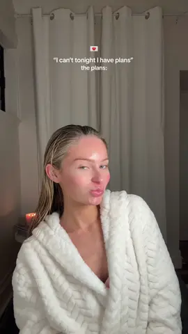 my current clean girl skincare routine 🧖🏼‍♀️🫧 #cleangirlaesthetic #skincareroutine #BeautyTok #aesthetic #calming #girlygirl #girlythings #pinterestaesthetic 